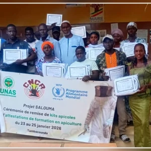 Tambacounda: des attestations de formation et des kits apicoles remis à 35 jeunes