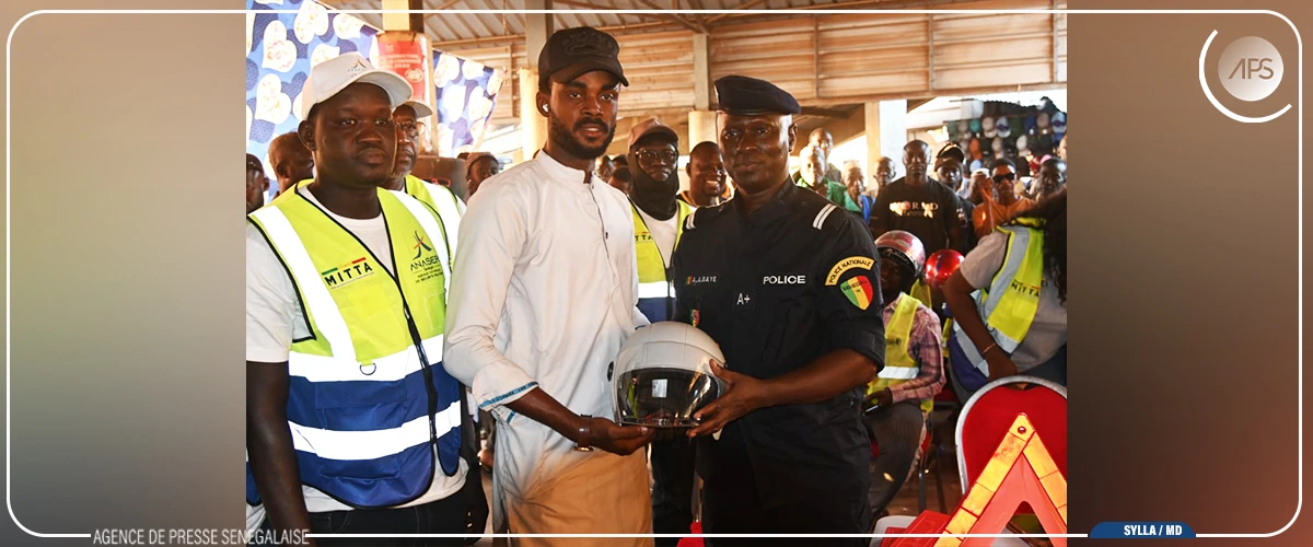 Tambacounda : l'ANASER sensibilise les conducteurs de véhicules et de motos au ''respect strict'' du code de la route