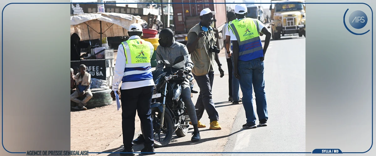 Tambacounda : l'ANASER sensibilise les conducteurs de véhicules et de motos au ''respect strict'' du code de la route