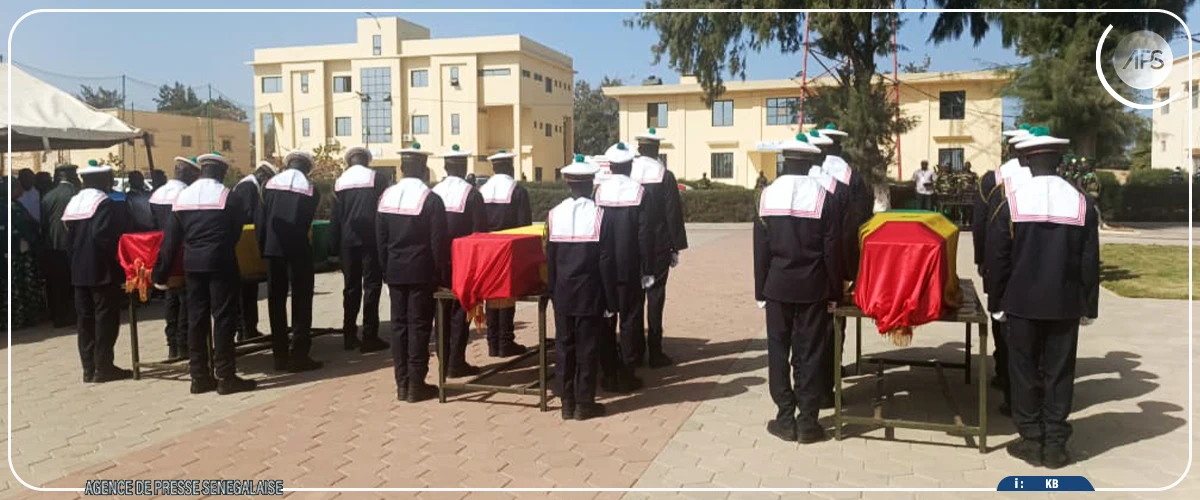 Saint-Louis : les adieux de la Marine à ses trois soldats disparus à l'embouchure du fleuve Sénégal