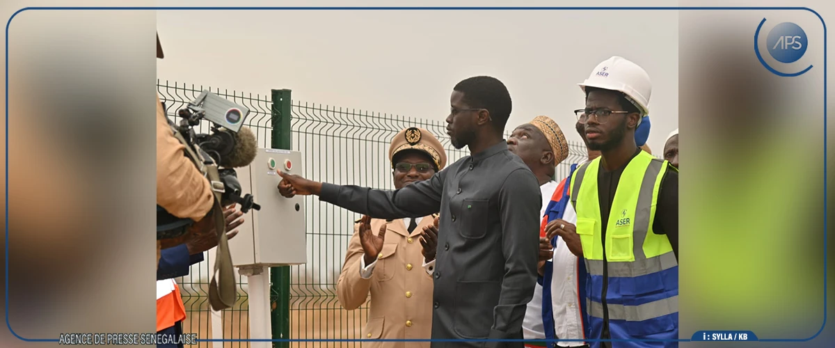 Tambacounda : le chef de l’Etat met en service une mini centrale solaire à Ségoucoura