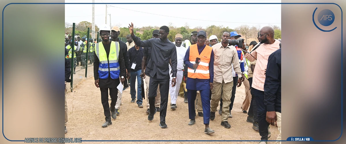 Tambacounda : le chef de l’Etat met en service une mini centrale solaire à Ségoucoura