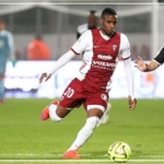 Metz-Lille : Bouna Sarr de retour ce soir, avec l'espoir d'enchaîner "pendant quelques belles années"