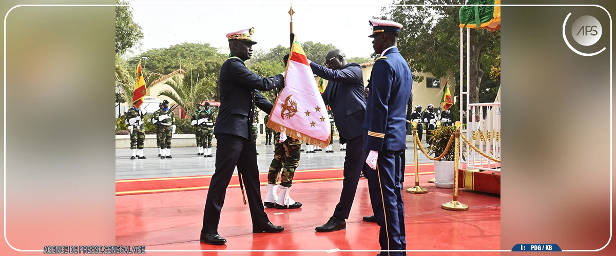 Vice-amiral d'escadre Oumar Wade, premier CEMGA issu de la Marine sénégalaise