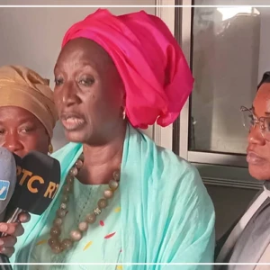 Hygiène menstruelle : le Réseau Siggil Jigéen mène son plaidoyer à la mairie de Pikine Guinaw-Rails sud