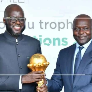 Fierté nationale; le trophée de la CAN à l’honneur à l’Assemblée nationale