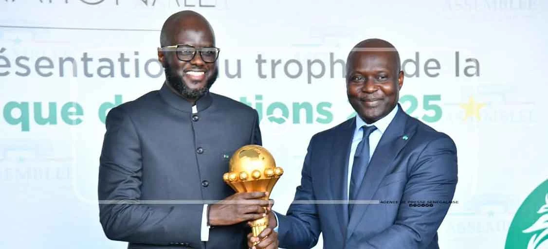 Fierté nationale; le trophée de la CAN à l’honneur à l’Assemblée nationale