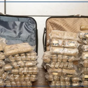 Près de 29 kilogrammes de haschich saisis à l’AIBD, une étrangère et un Sénégalais arrêtés