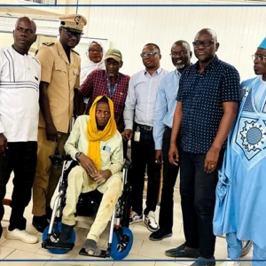 Richard-Toll : des fauteuils roulants électriques offerts à des personnes à mobilité réduite