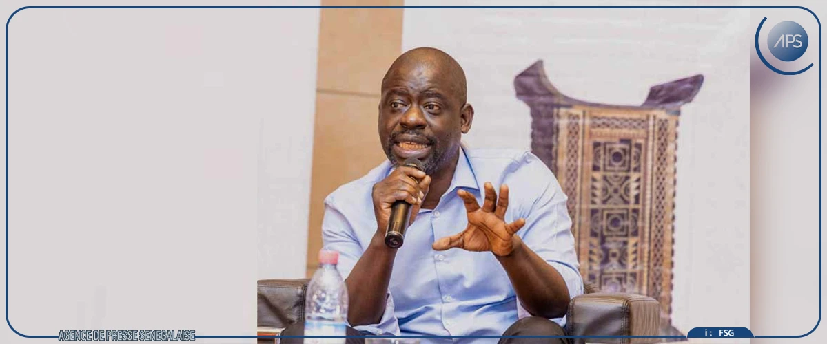 Felwine Sarr annonce “La Fabrique du présent”, un essai qui prolonge “Afrotopia”