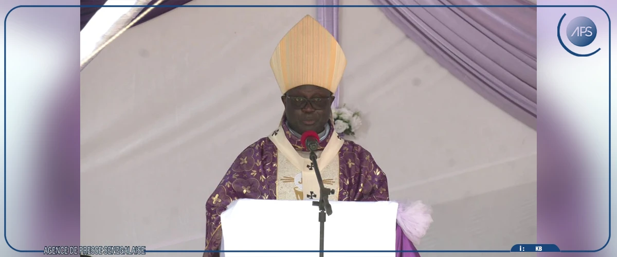 Mgr André Guèye invite les étudiants et les enseignants à faire preuve de compréhension envers le gouvernement