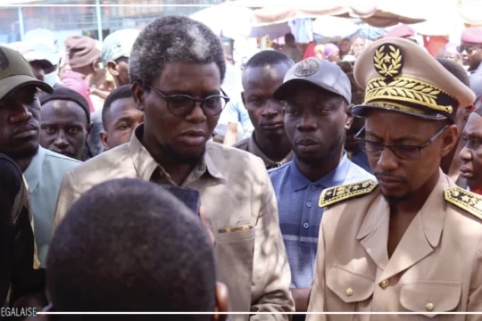 Incendie au marché central de Kaffrine : Momath Talla Ndao exprime sa solidarité aux sinistrés