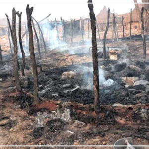 Un incendie ravage 19 cases du village de Kharakhéna