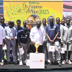 Joueurs et dirigeants expriment leur soutien aux supporters toujours détenus au Maroc