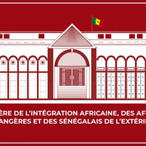 Le carnet de santé n’est plus obligatoire pour entrer au Sénégal, annonce le ministère Affaires étrangères 