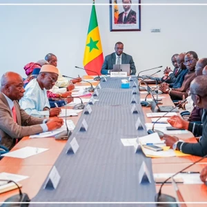 Pacte national de stabilité : validation de 13 mesures correctives pour consolider la paix sociale