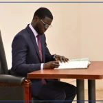 Promulgation de la loi durcissant les sanctions contre les actes contre nature