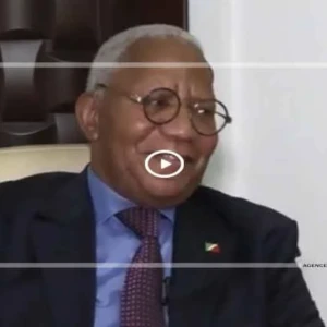 Entretien avec.. Chapo : Entretien avec Jean-Luc AKA-EVY