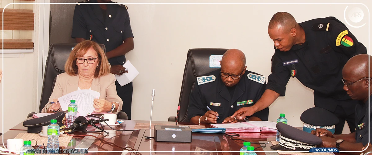 La Police nationale et l’Institut Cervantes signent un partenariat pour la formation en espagnol de ses agents