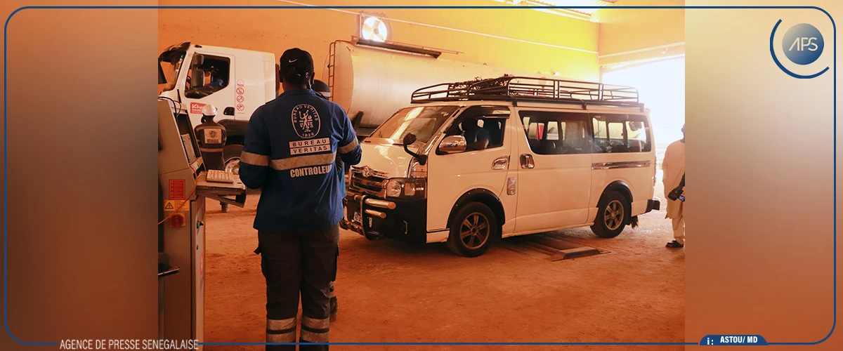 Transport interurbain : Yankhoba Diémé donne le coup d’envoi du contrôle technique des 6 882 “Cheikhou Charifou