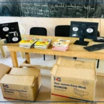 Bokhol : des livres et du matériel informatique offerts à l’école élémentaire de Keur Mbaye