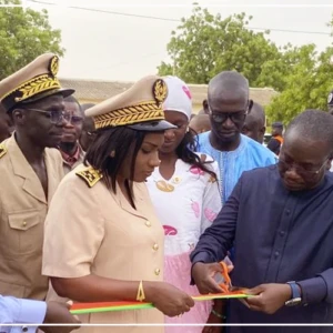 Birame Souleye Diop inaugure la direction régionale de l’énergie et des mines de Louga