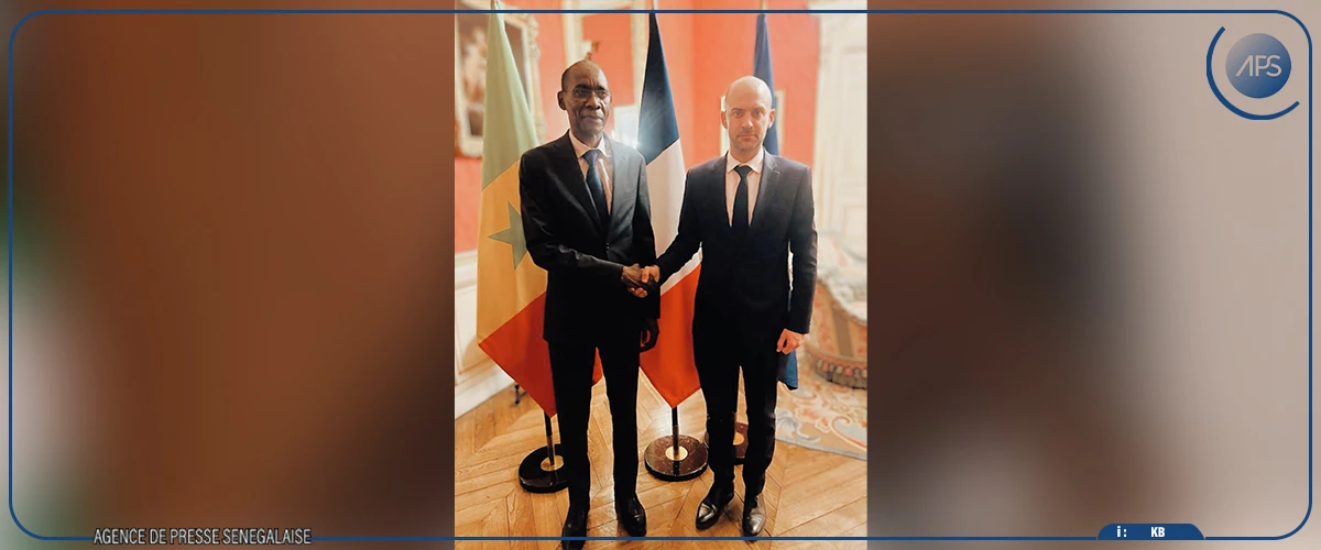 A Paris, Cheikh Niang et Jean-Noël Barrot passent en revue divers aspects de la coopération bilatérale