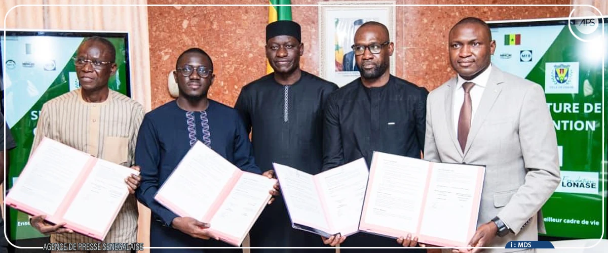 Cadre de vie : des conventions de partenariat signées pour l’aménagement paysager de l’échangeur du CICES (communiqué)