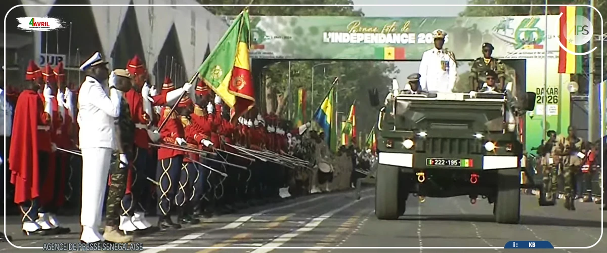 Arrivée du commandant de la zone militaire n°7 et revue des troupes
