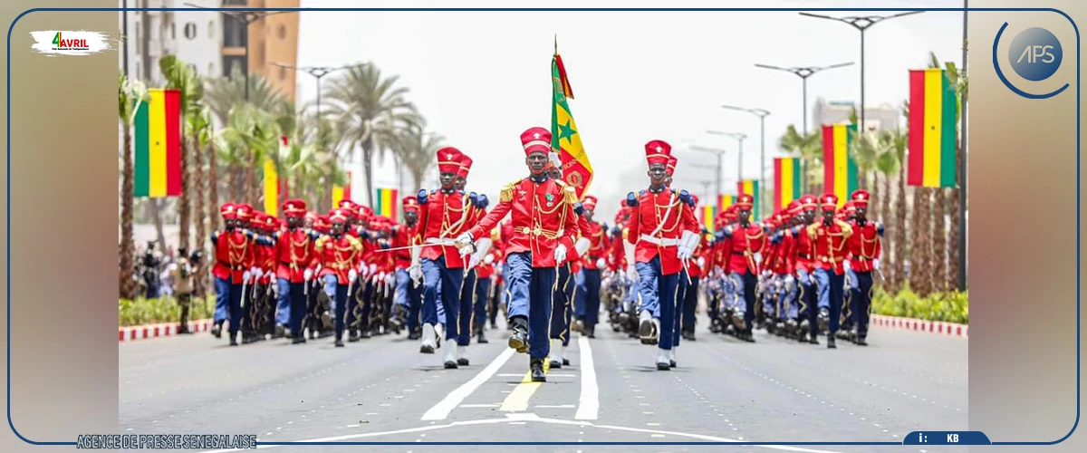 Le défilé officiel délocalisé à Thiès, des Dakarois entre adhésion et résignation