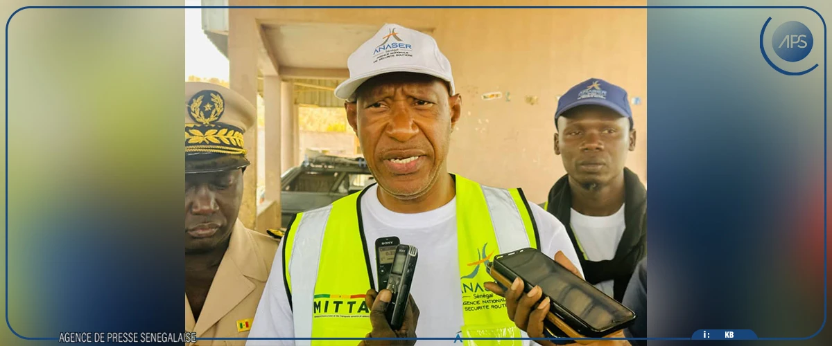 Bakel : du matériel de protection remis à des conducteurs de véhicules et de motos