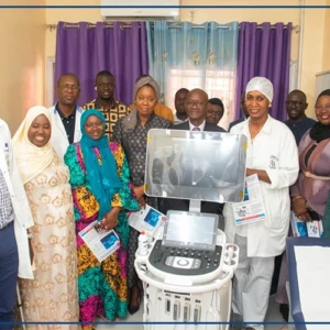 L'hôpital Albert Royer réceptionne un échographe cardiaque d'une valeur de 60 millions CFA