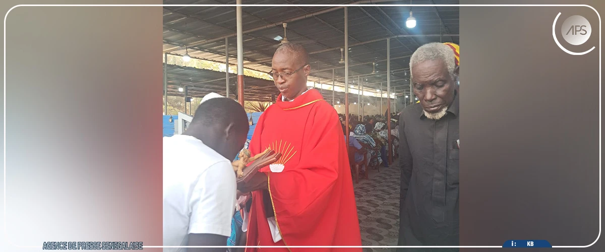 Les chrétiens invités à témoigner du respect à l’endroit de la Sainte croix