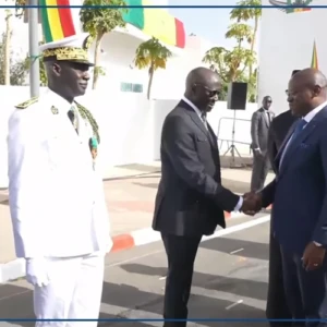 Le président du Gabon est arrivé sur la place du défilé