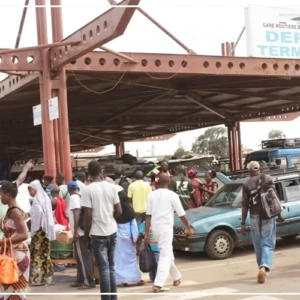 Grève des transporteurs routiers : Medina Gounass et Tivaouane appellent les parties eux dialogue