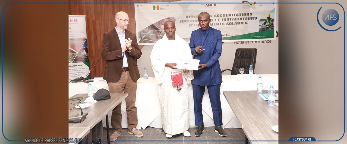 L’ANER remet des accréditations à des fournisseurs d’équipements solaires