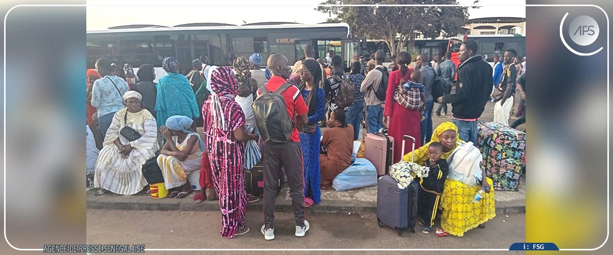 L'opération spéciale de desserte pour Pâques, plusieurs bus partis de "Baux maraîchers"
