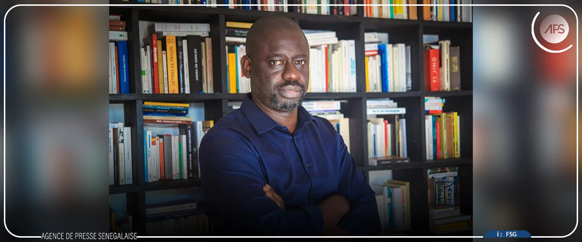 Un nouvel essai de Felwine Sarr invite la jeunesse africaine à devenir le sujet de son histoire pour mieux configurer son destin