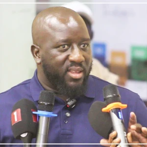 Alioune Sall veut contribuer au renforcement des capacités des universités numériques