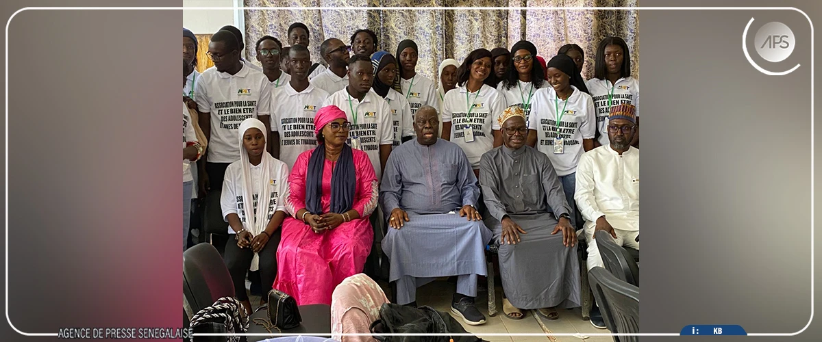 La mairie de Tivaouane offre du matériel événementiel à une association de jeunes leaders
