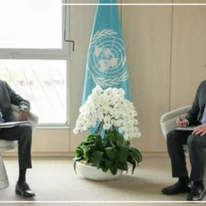 Cheikh Niang reçu, à Paris, par le directeur général de l'UNESCO