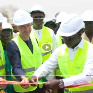 Vélingara Ferlo : Birame Soulèye Diop inaugure deux mini-centrales solaires pour accélérer l’accès universel à l'électricité
