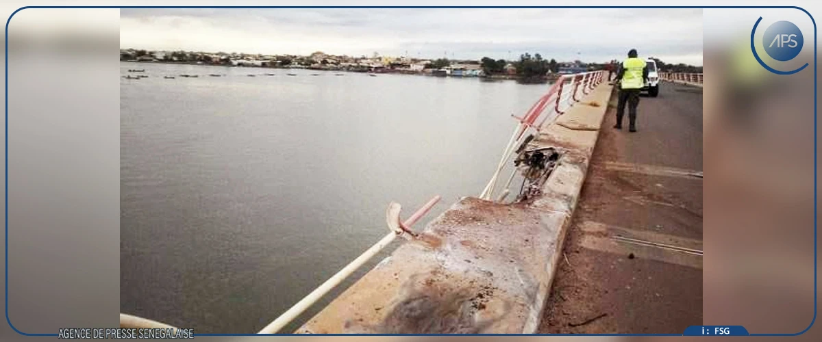 Ziguinchor : un minibus chute du pont Pont Émile Badiane, un mort et un disparu