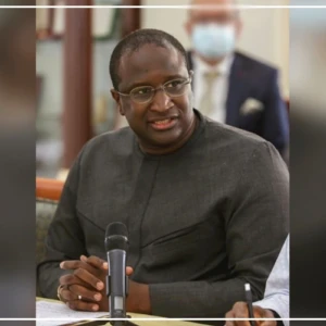 Le "manque de maturité" de l'écosystème, une entrave aux ambitions de souveraineté pharmaceutique, selon Amadou Alpha Sall