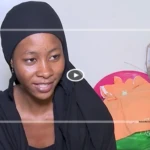 Awa Kaïré, entre amphis de l’UCAD et l’art du henné, une étudiante au rythme double