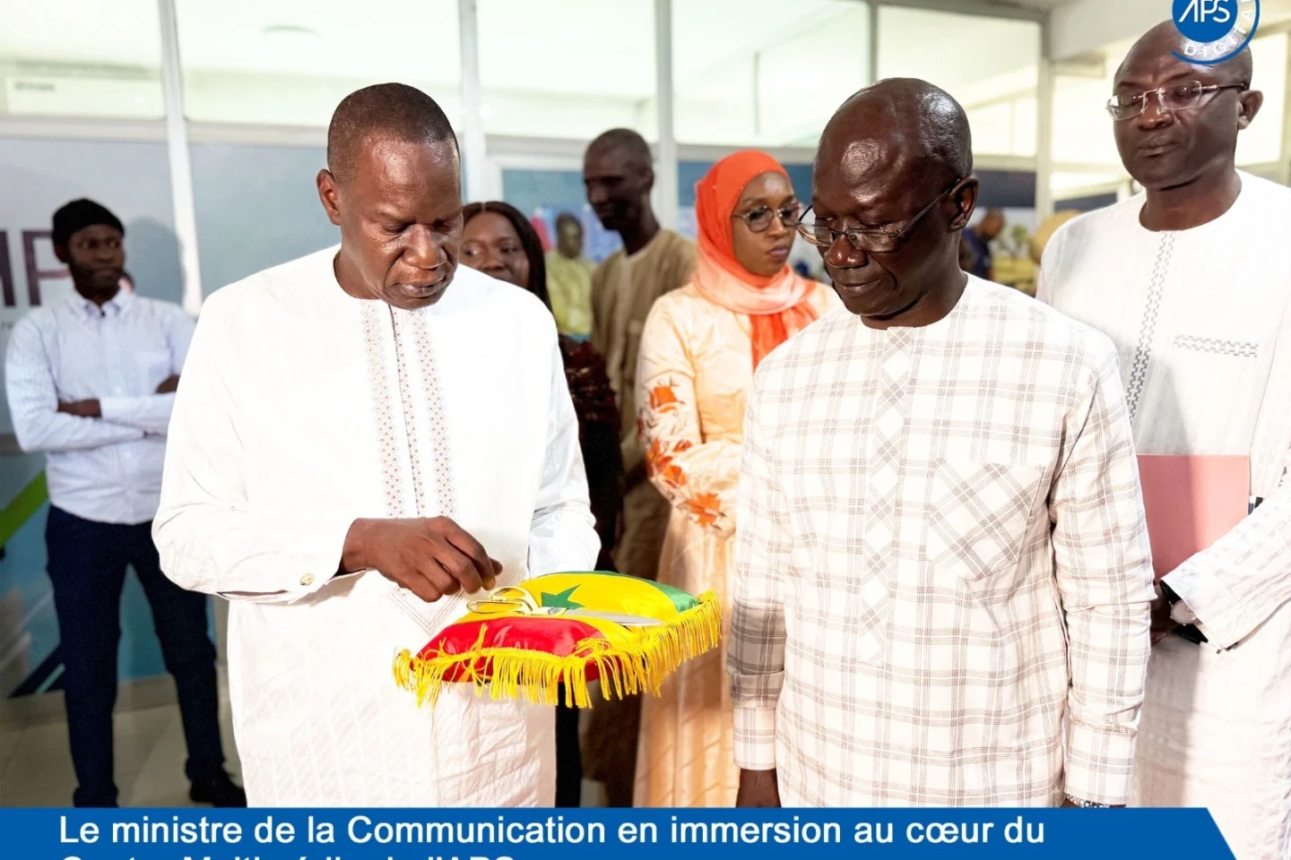 Le ministre de la Communication en immersion au cœur du Centre Multimédia de l’APS