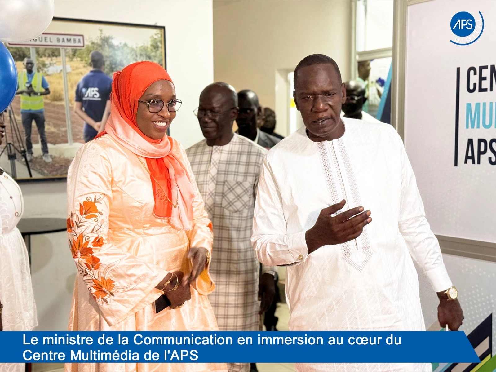 Le ministre de la Communication en immersion au cœur du Centre Multimédia de l'APS