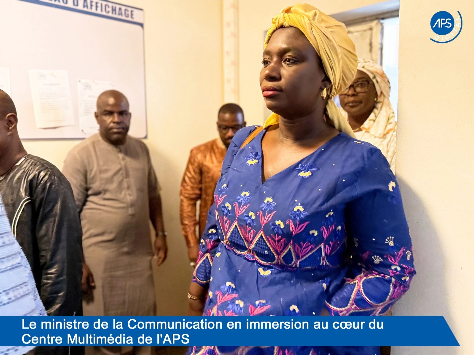 Le ministre de la Communication en immersion au cœur du Centre Multimédia de l'APS