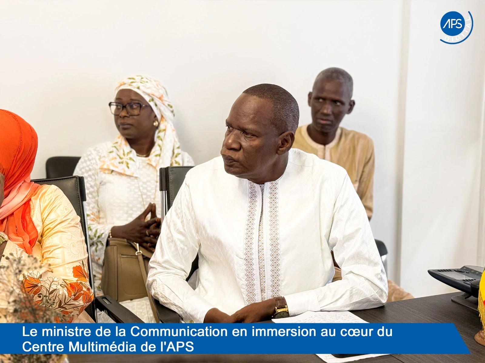 Le ministre de la Communication en immersion au cœur du Centre Multimédia de l'APS