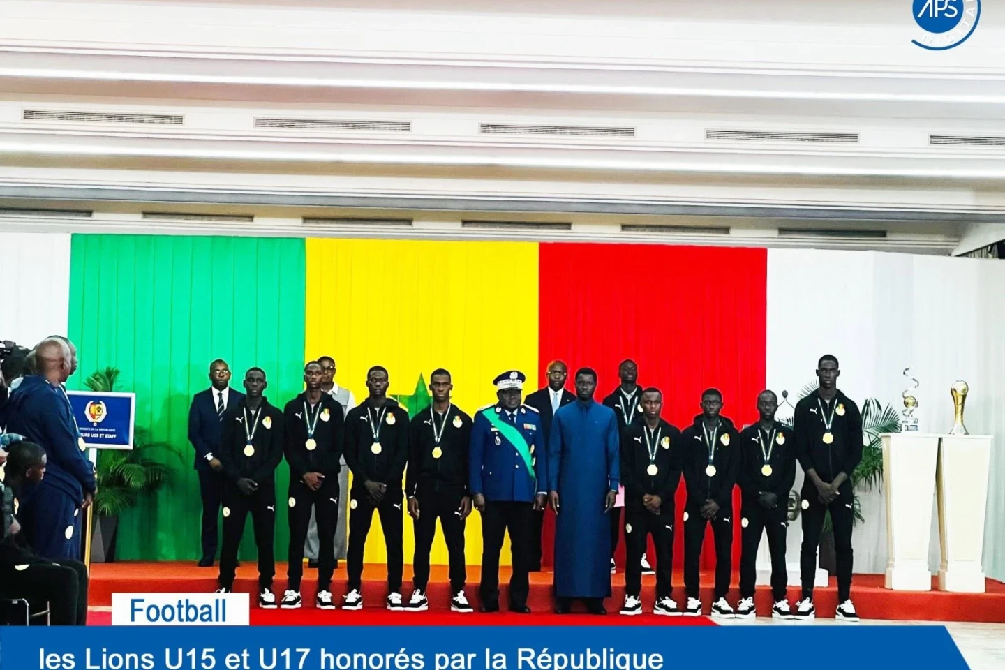 Football : les Lions U15 et U17 honorés par la République 